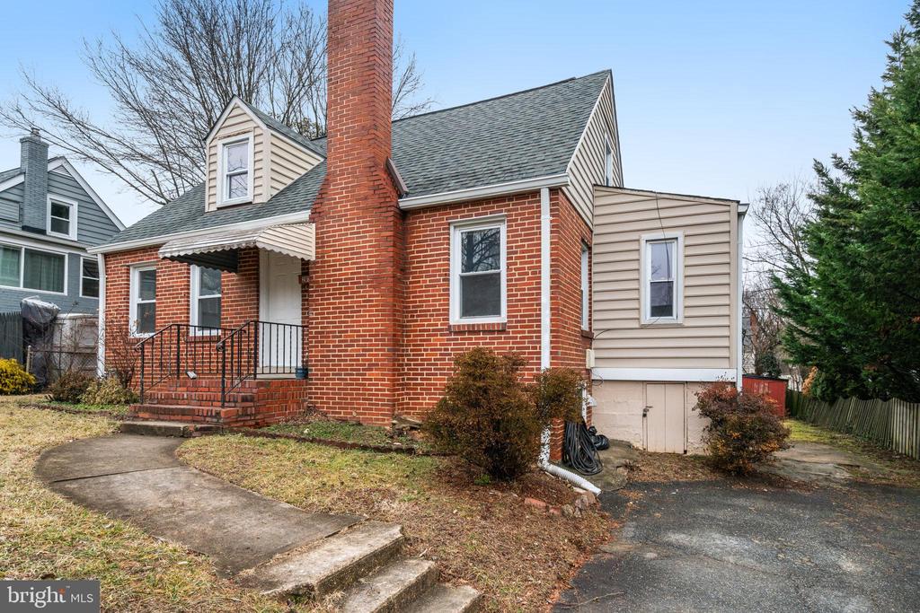 2833 Summerfield Rd