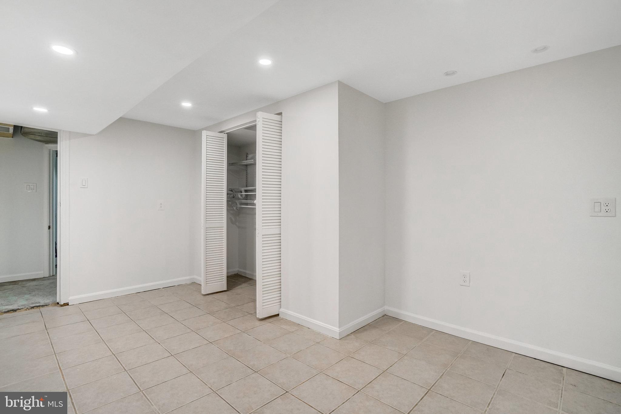 2833 Summerfield Rd