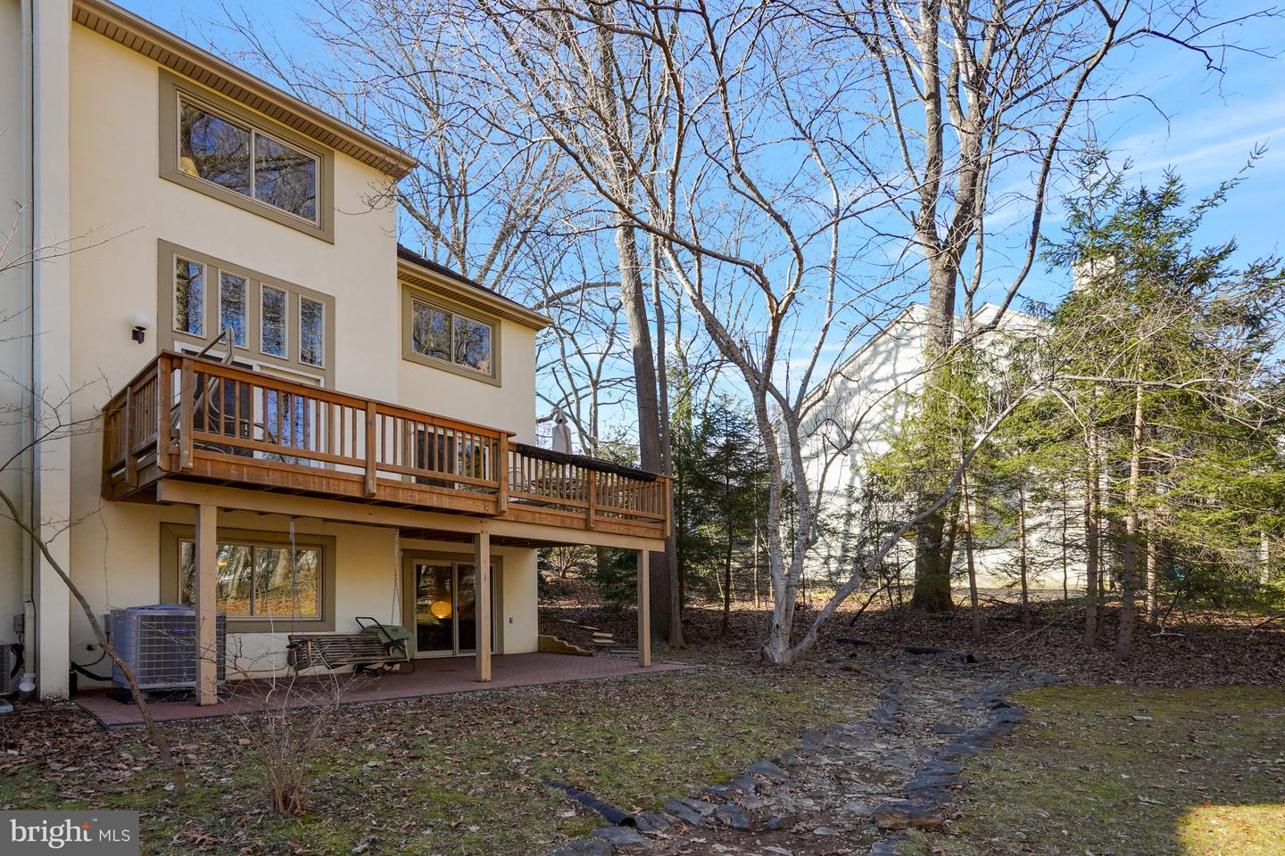 1515 Inlet Ct