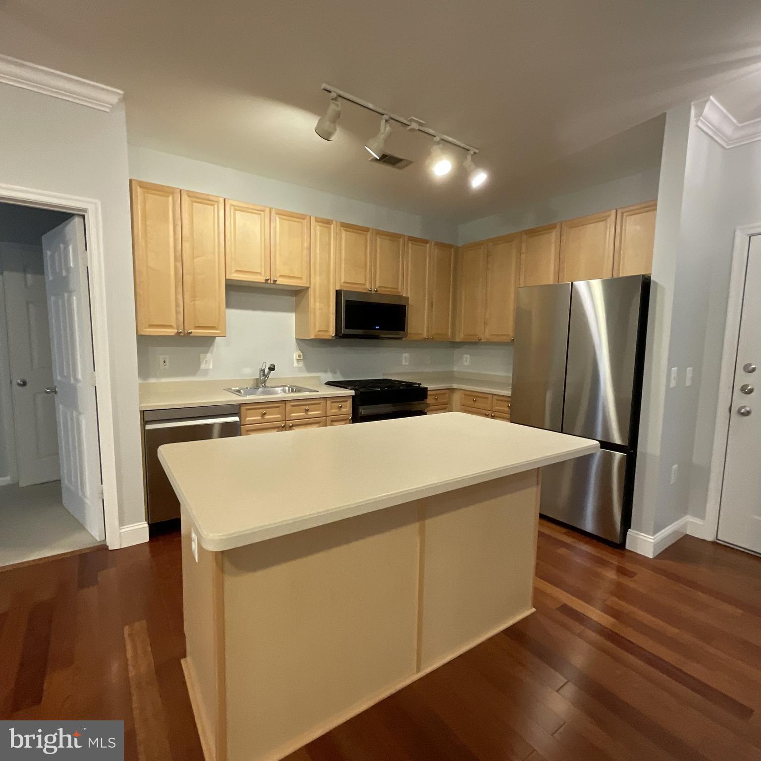 9480 VIRGINIA CENTER BLVD #120