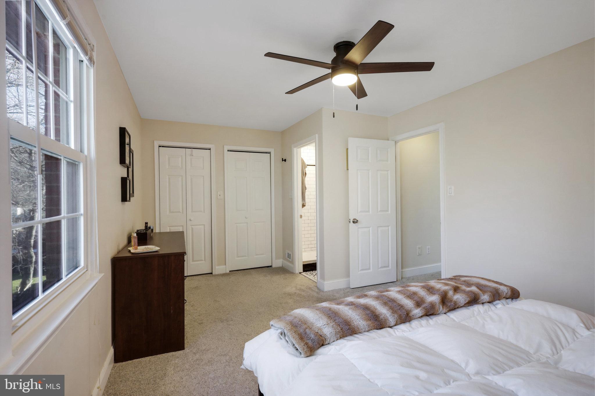 3290 APPLEGATE COURT