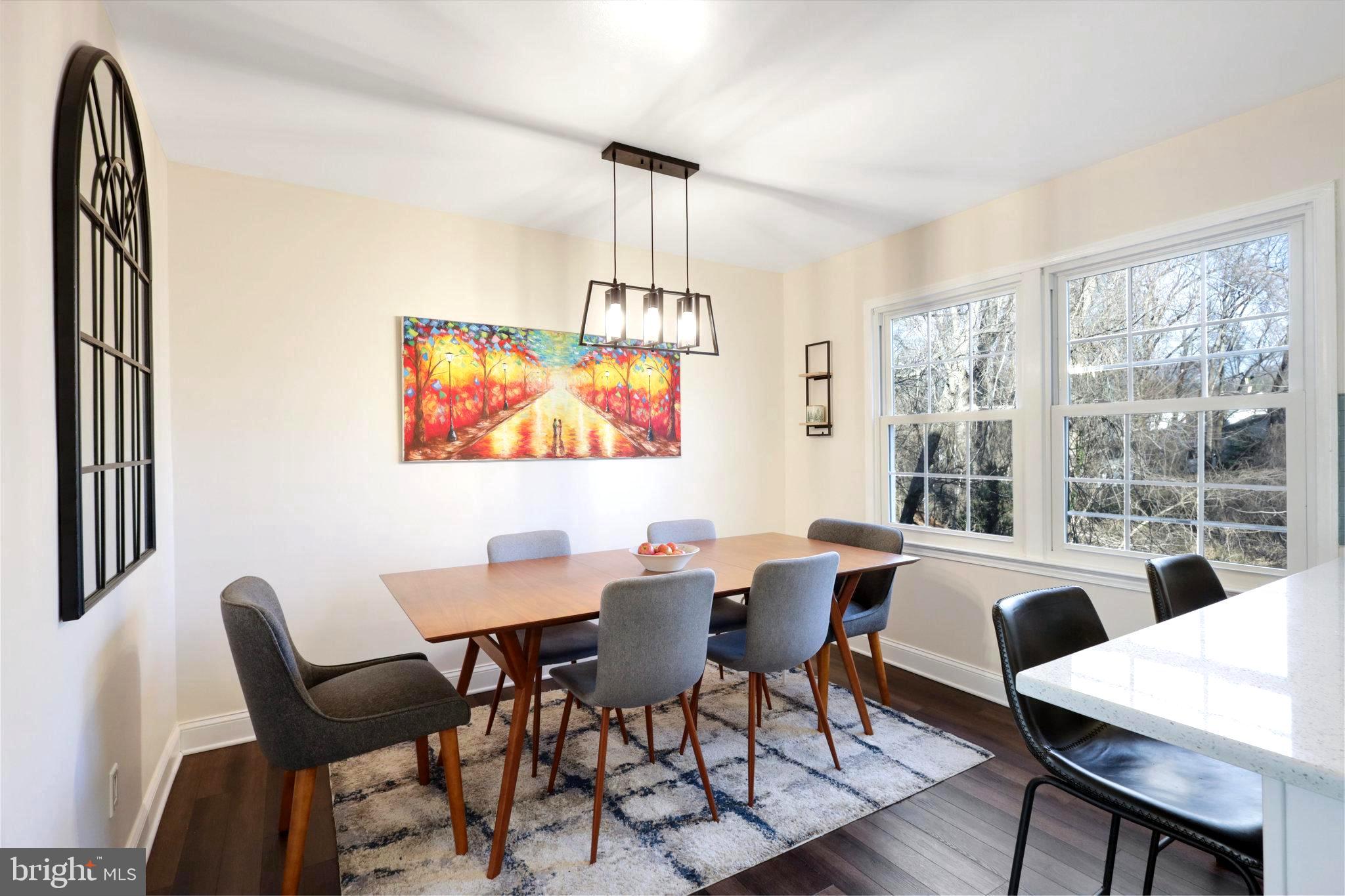 3290 APPLEGATE COURT