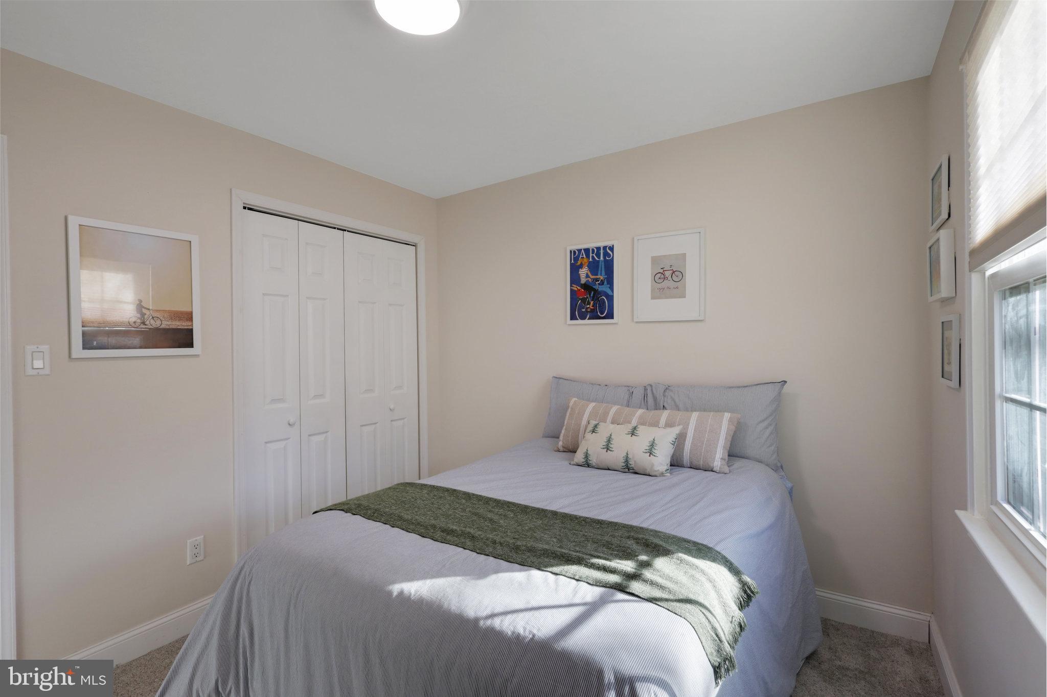 3290 APPLEGATE COURT