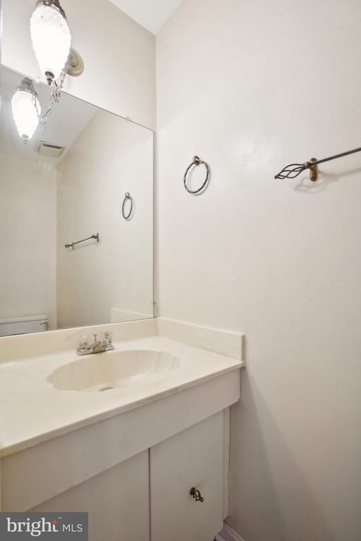 10258 QUIET POND TER