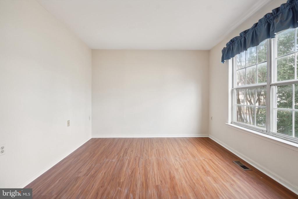 10258 QUIET POND TER