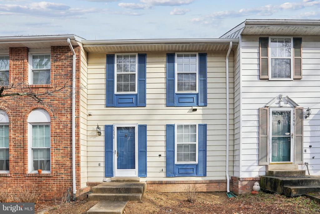 10258 QUIET POND TER