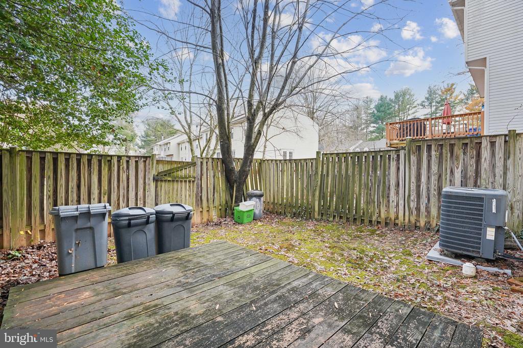 10258 QUIET POND TER