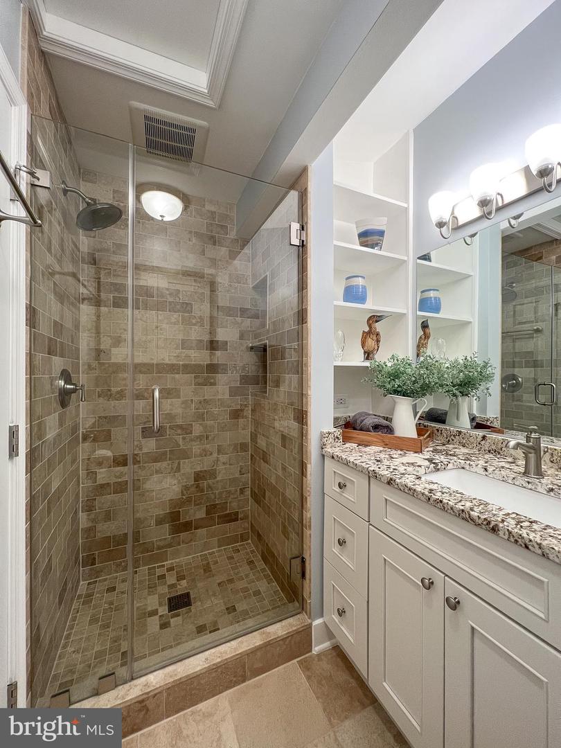 1310 Westhills Ln