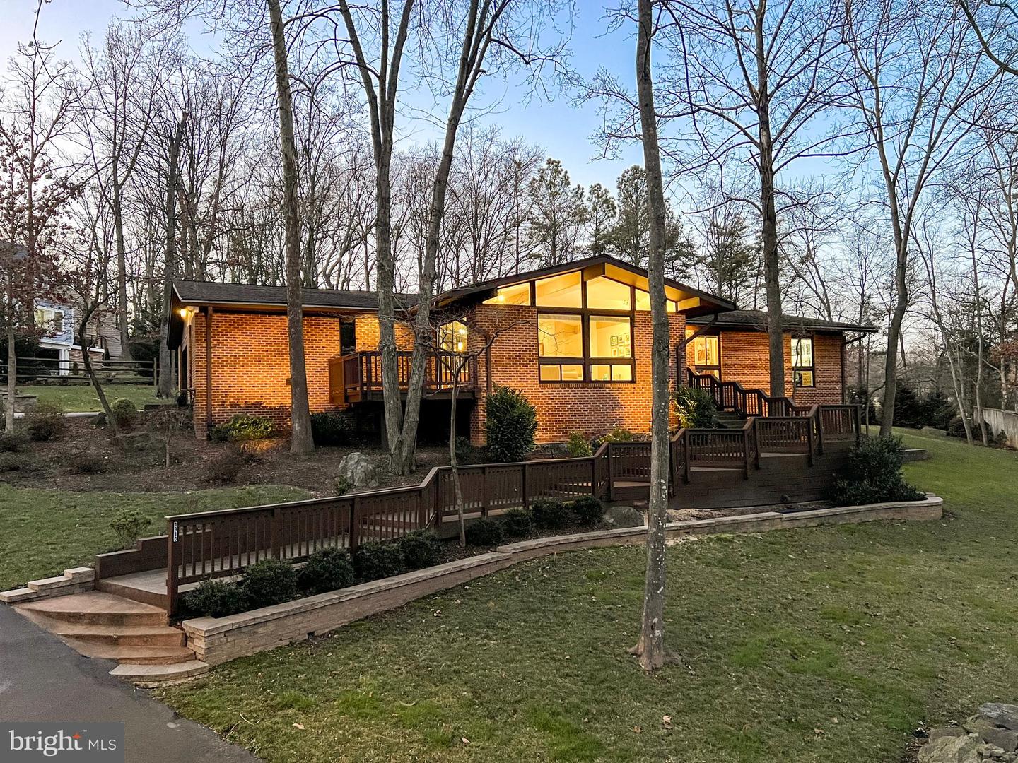 1310 Westhills Ln