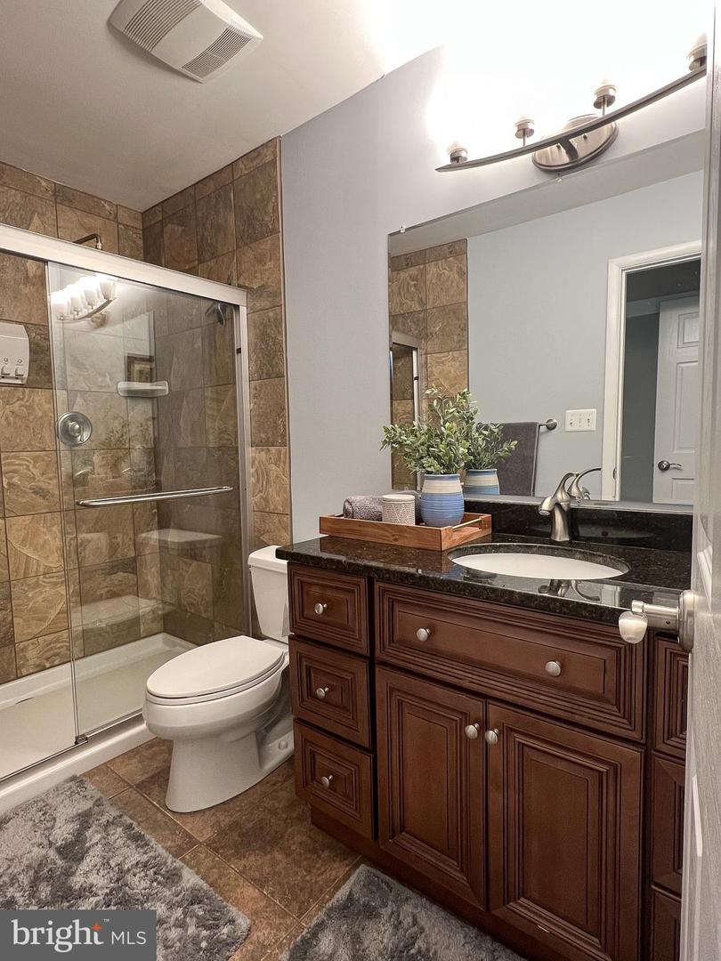 1310 Westhills Ln
