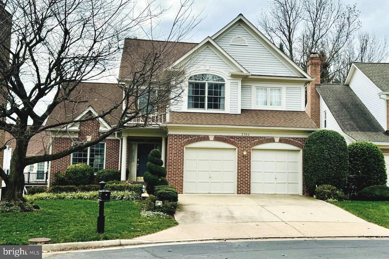 3764 CENTER WAY