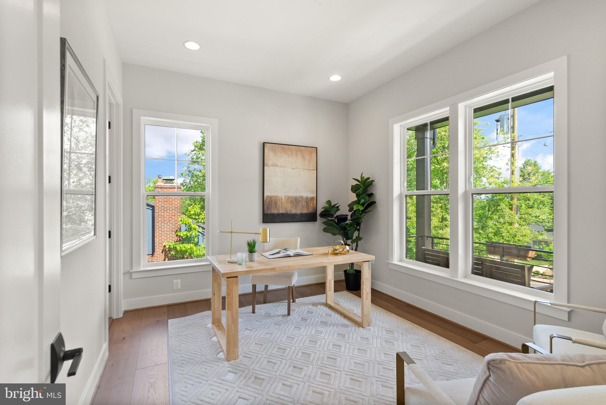 2238 HIGHLAND AVENUE