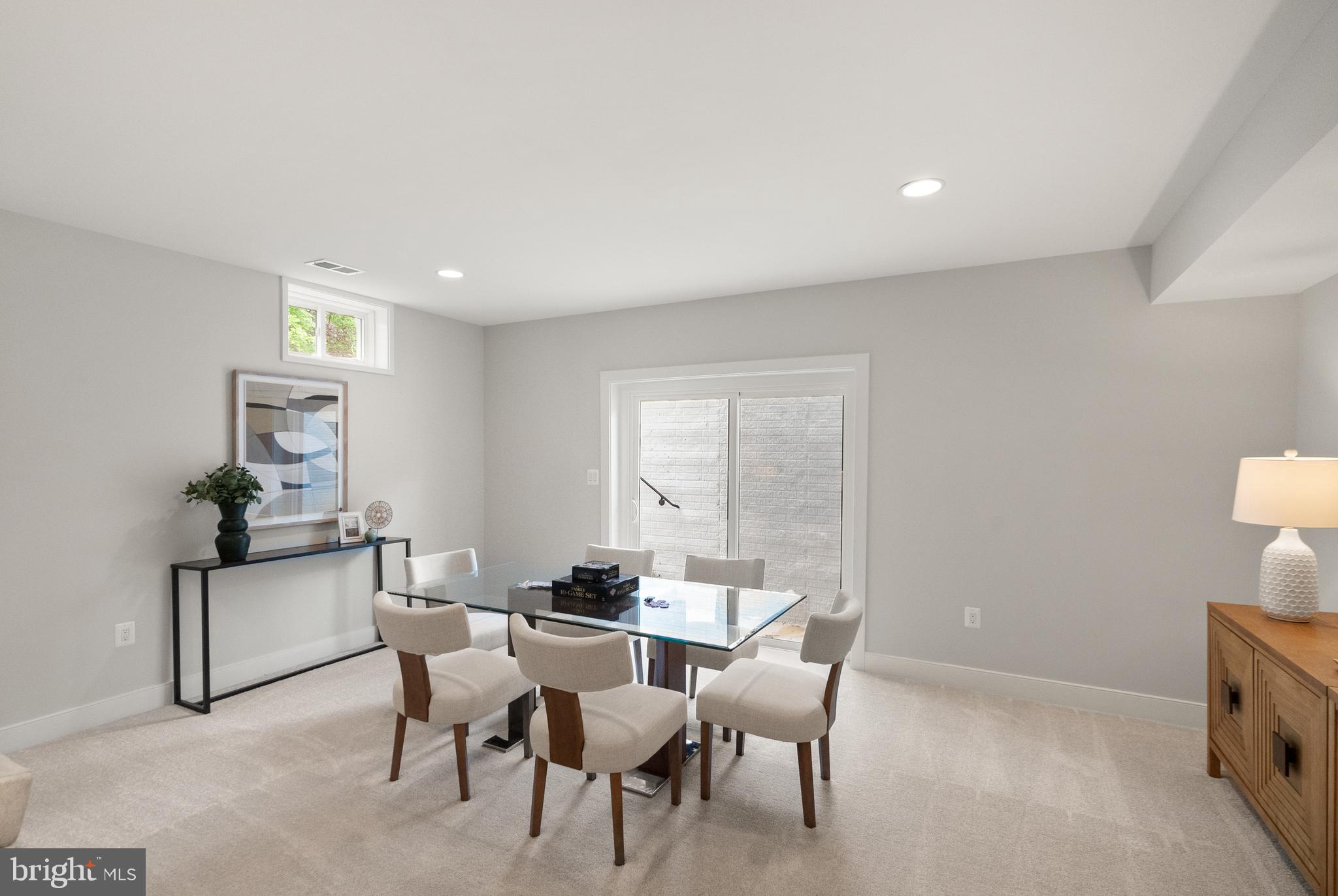 2238 HIGHLAND AVENUE
