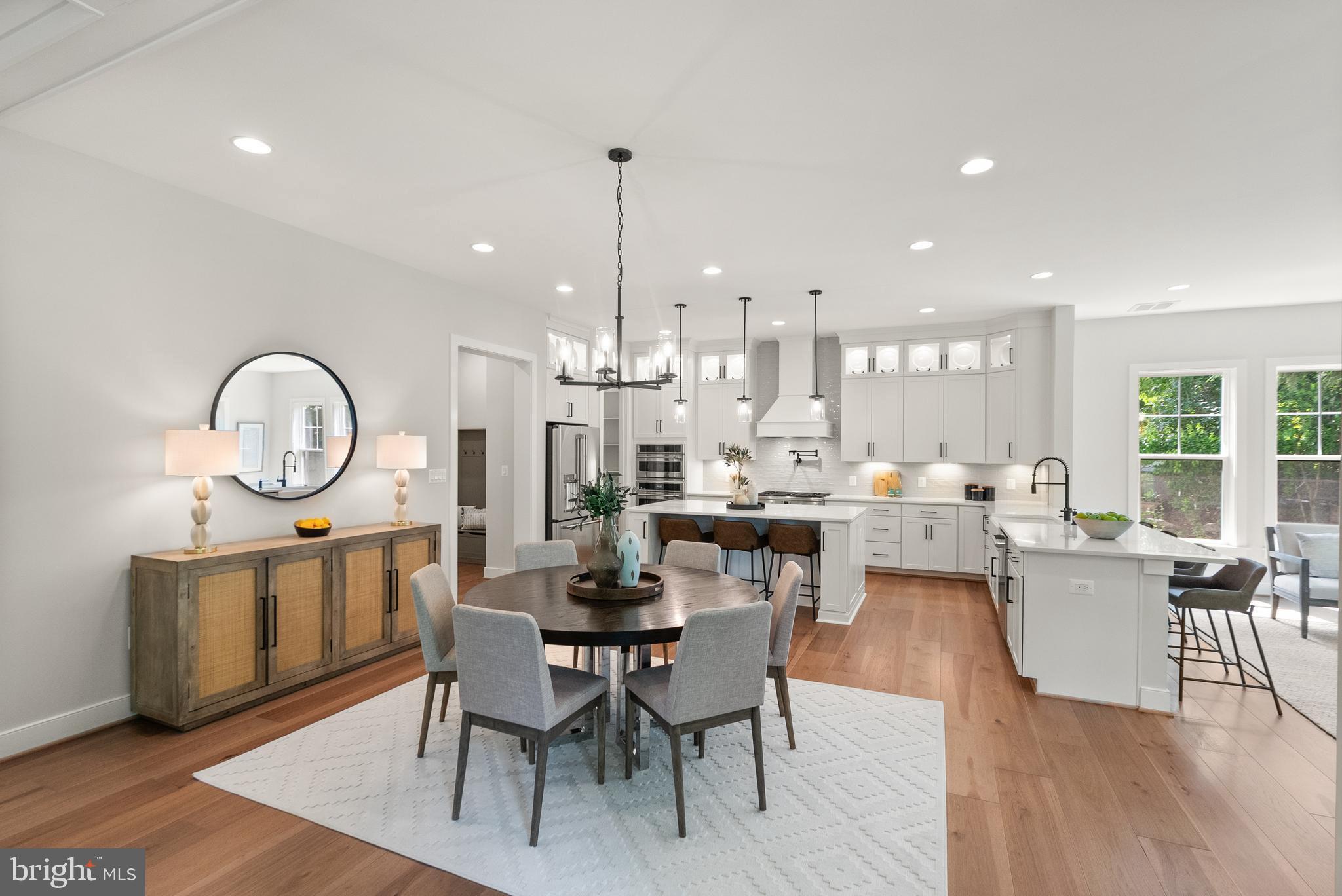 2238 HIGHLAND AVENUE