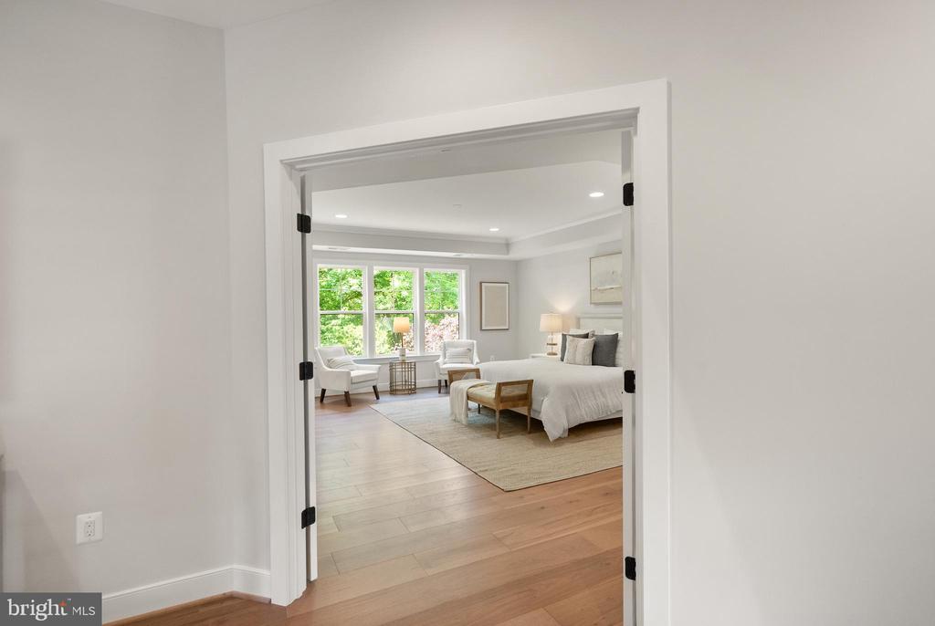 2238 HIGHLAND AVENUE