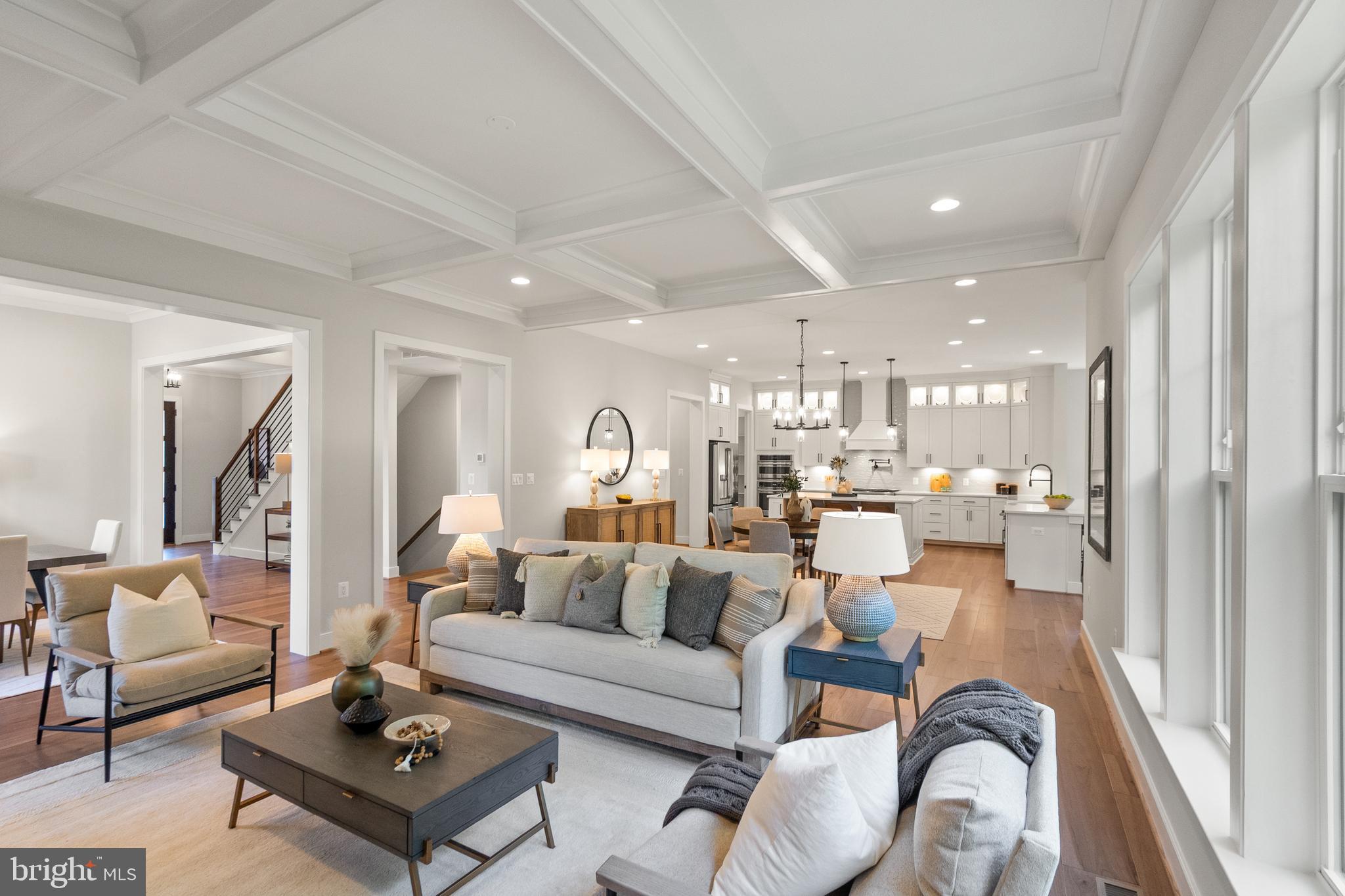 2238 HIGHLAND AVENUE
