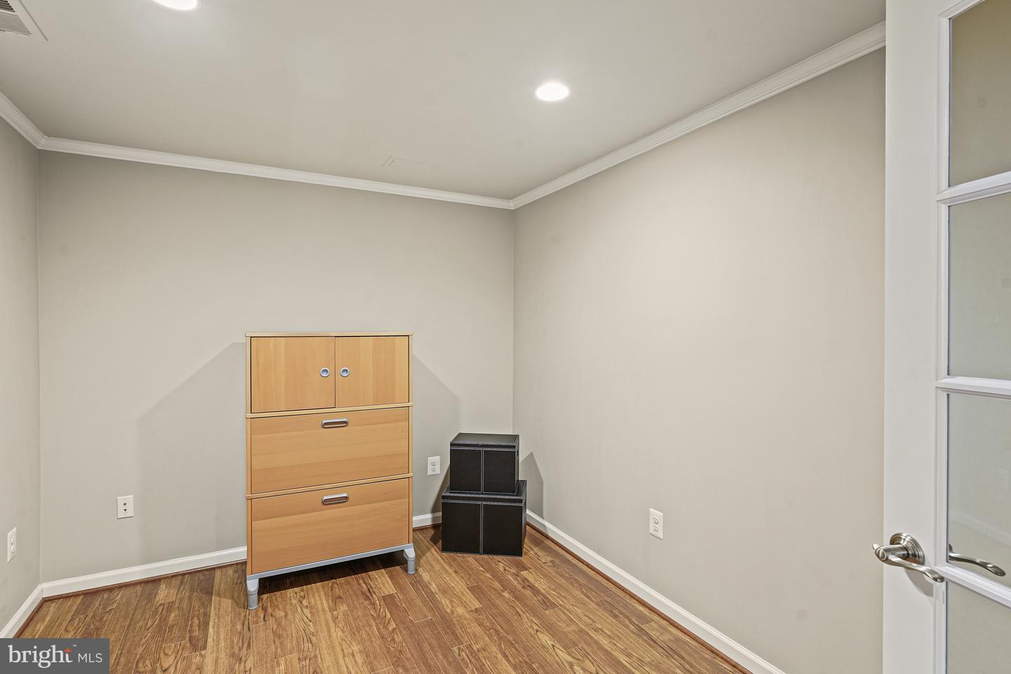1522 Forest Ln