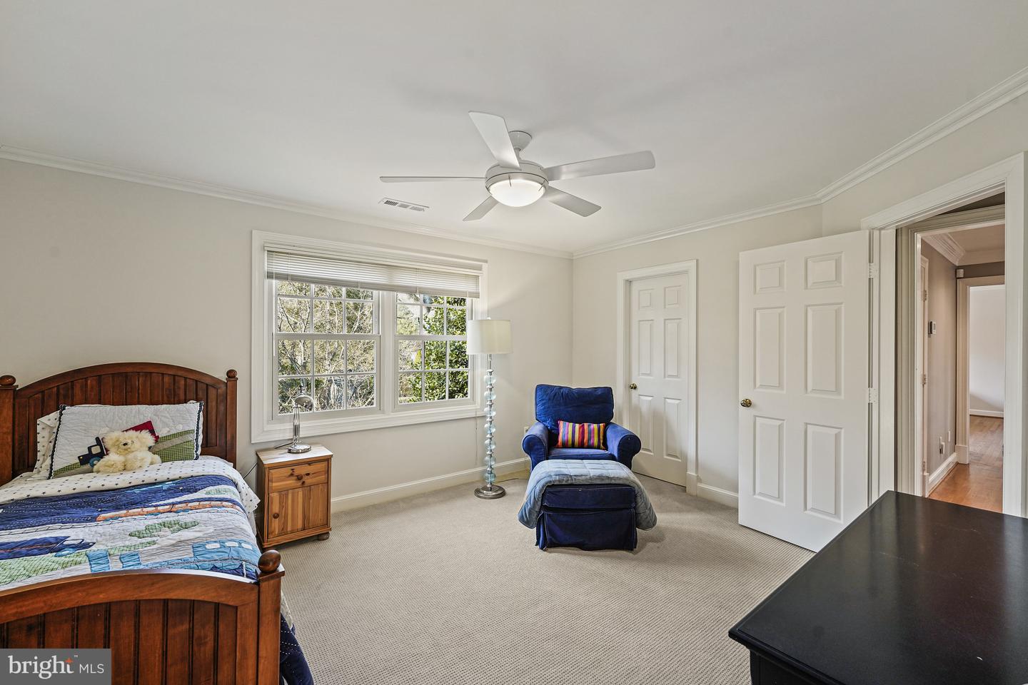 1522 Forest Ln