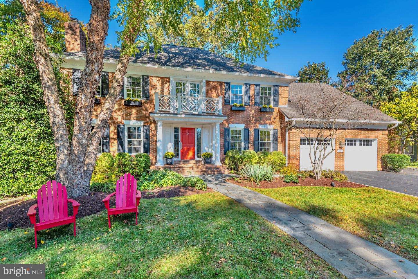1522 Forest Ln