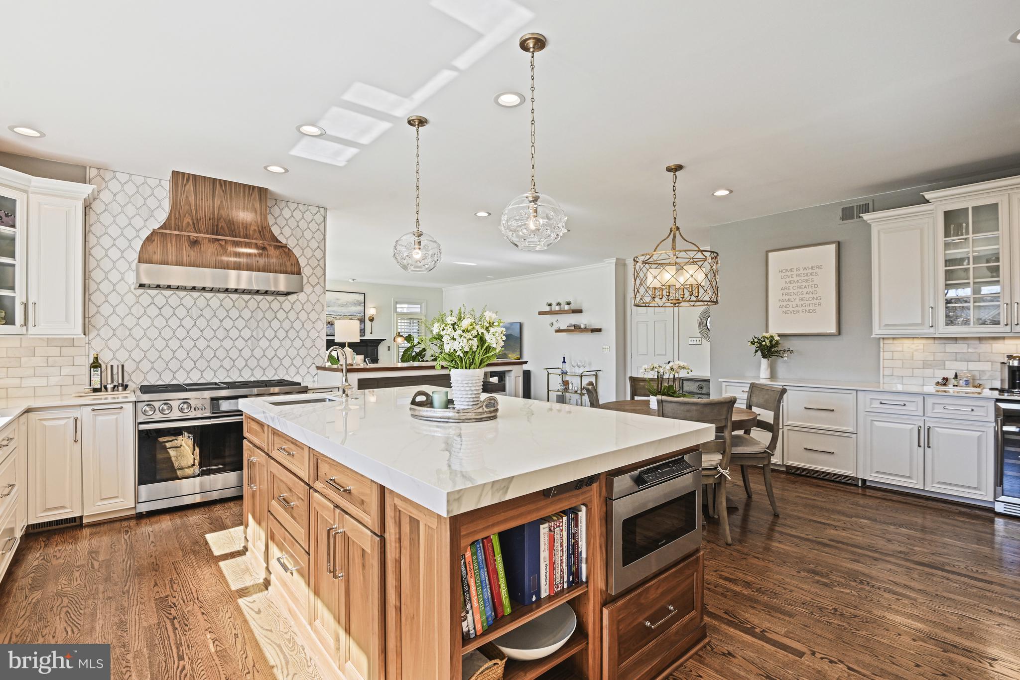 11277 Center Harbor Rd