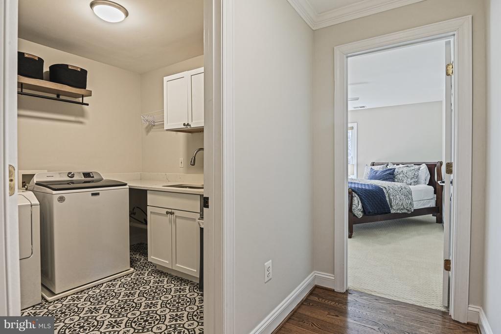 11277 Center Harbor Rd