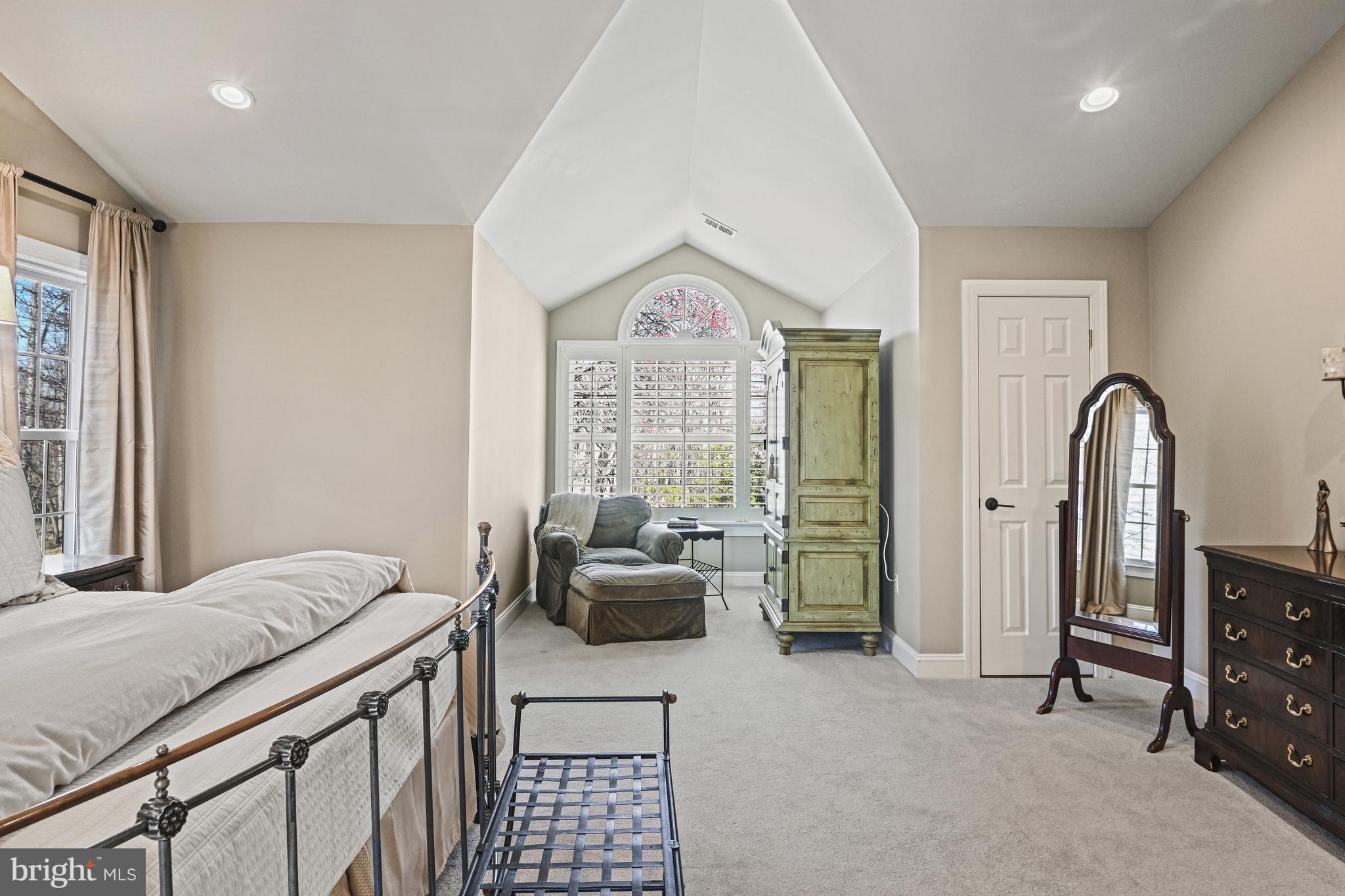 11277 Center Harbor Rd