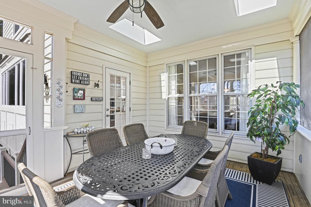 11277 Center Harbor Rd