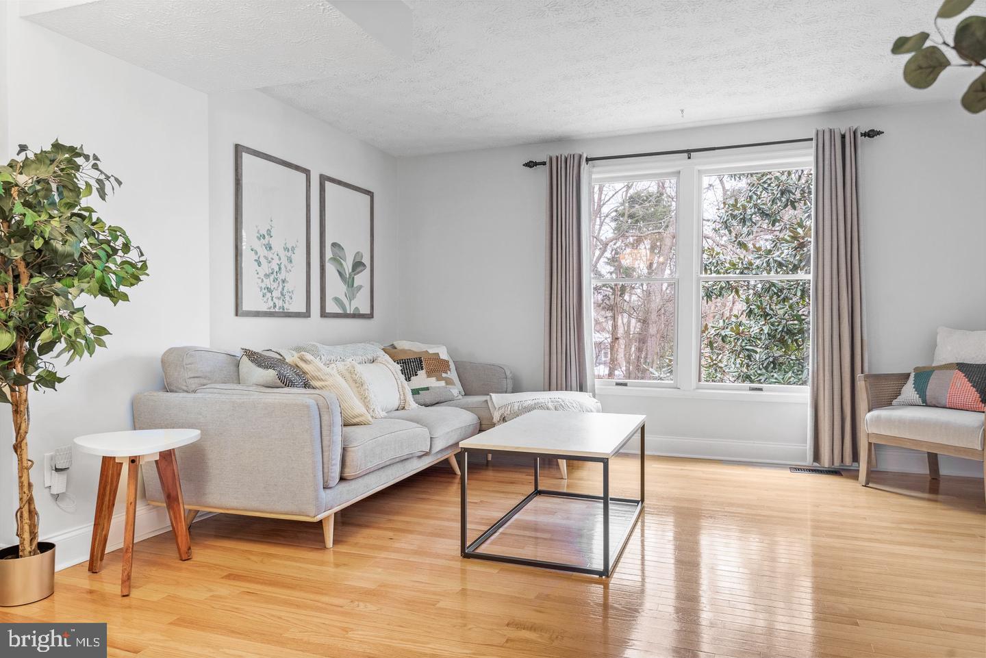 1657 POPLAR GROVE DRIVE