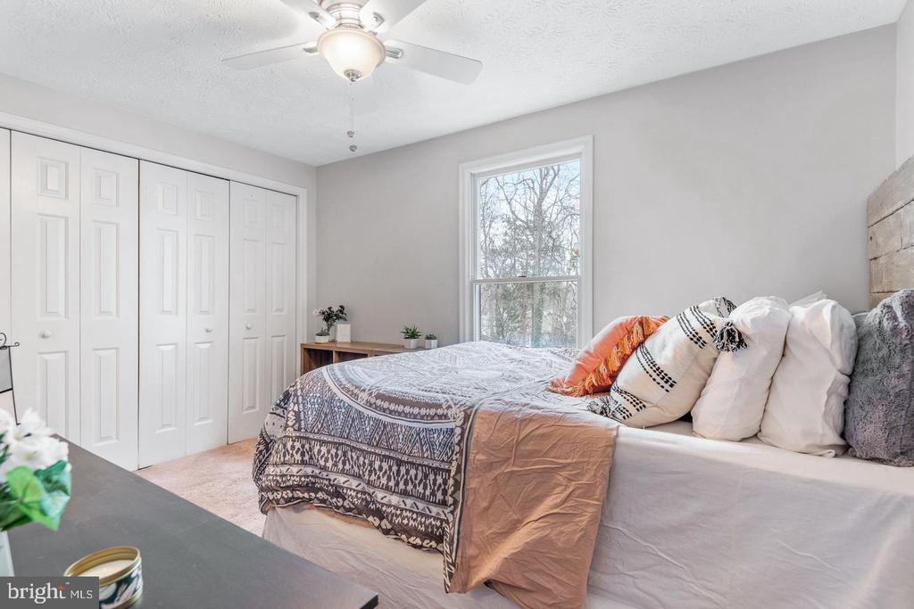1657 POPLAR GROVE DRIVE