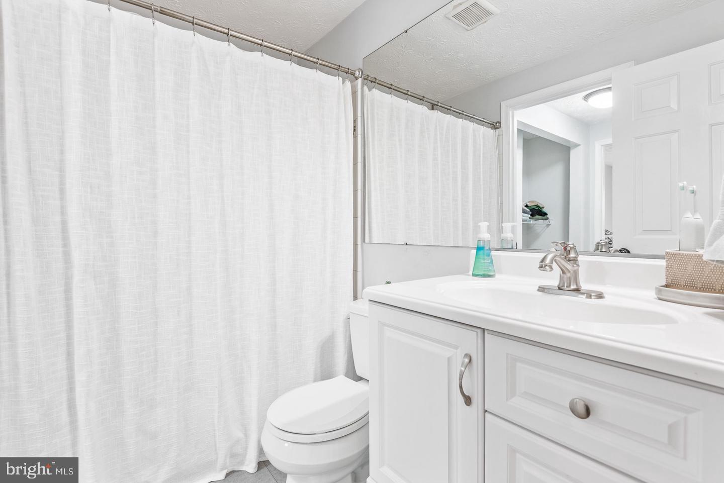 1657 POPLAR GROVE DRIVE