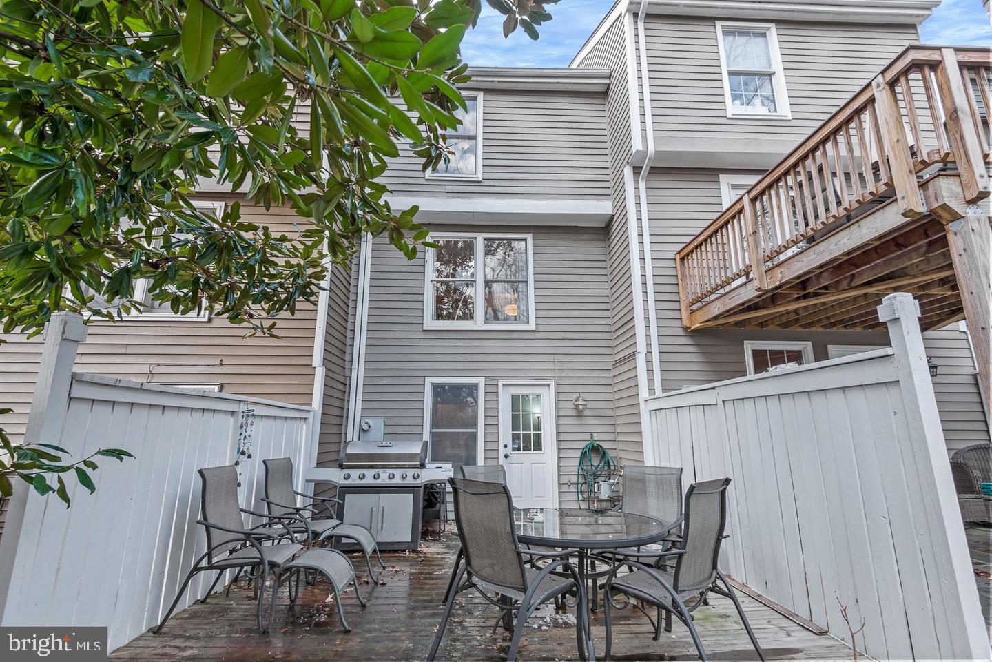 1657 POPLAR GROVE DRIVE