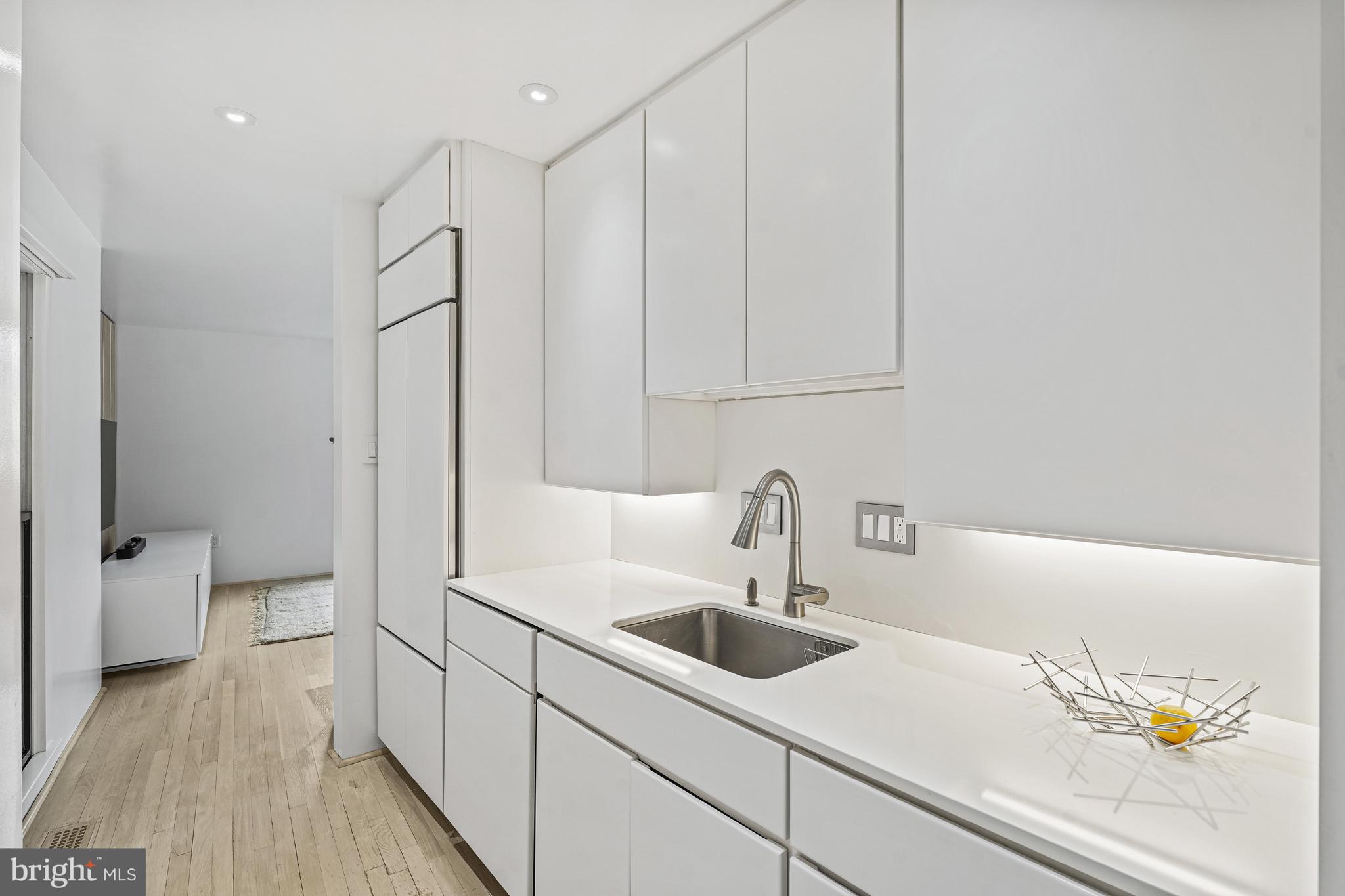 1735 Chain Bridge Rd