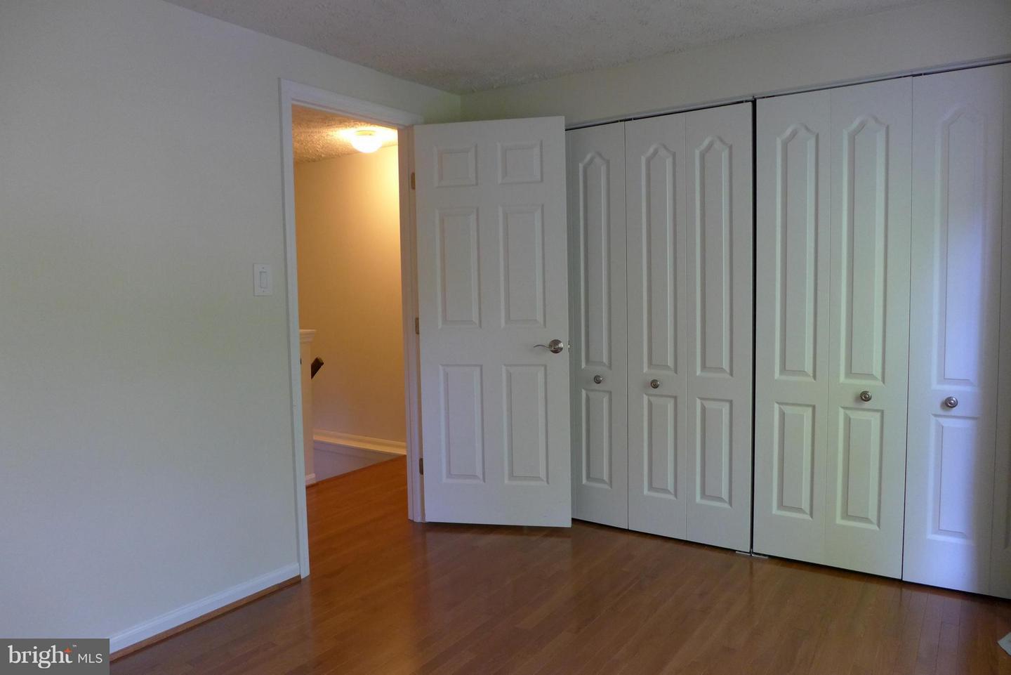 1519 Woodcrest Dr