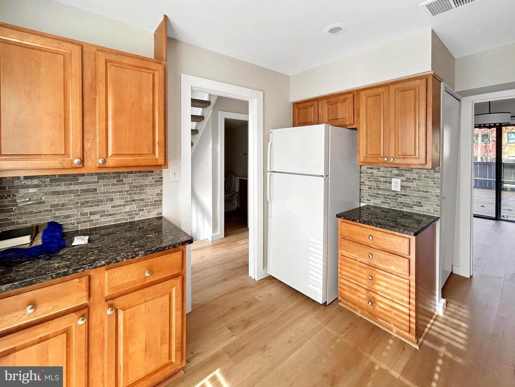 2284 EMERALD HEIGHTS COURT