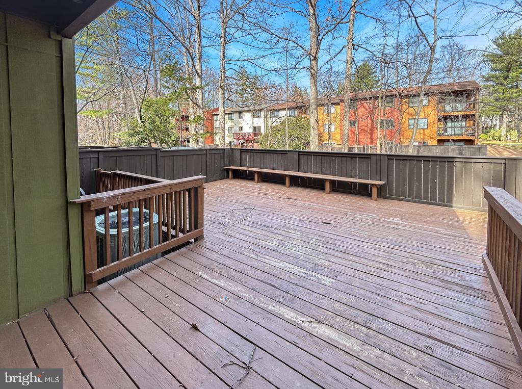 2284 EMERALD HEIGHTS COURT