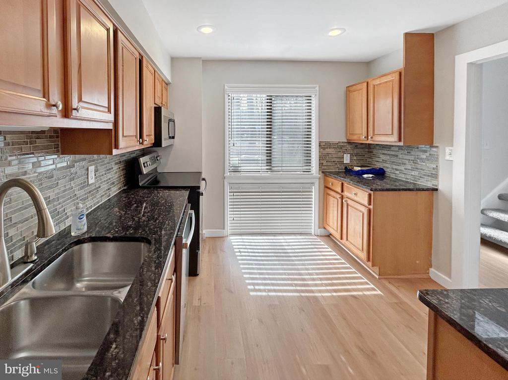 2284 EMERALD HEIGHTS COURT