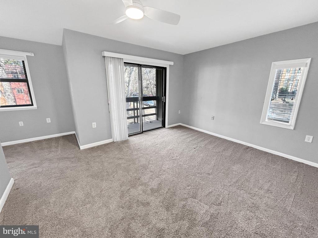 2284 EMERALD HEIGHTS COURT