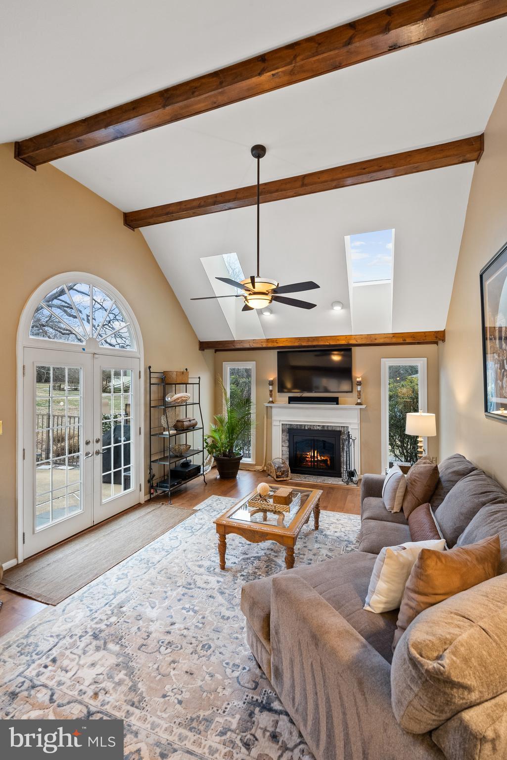 10856 Meadowland Dr