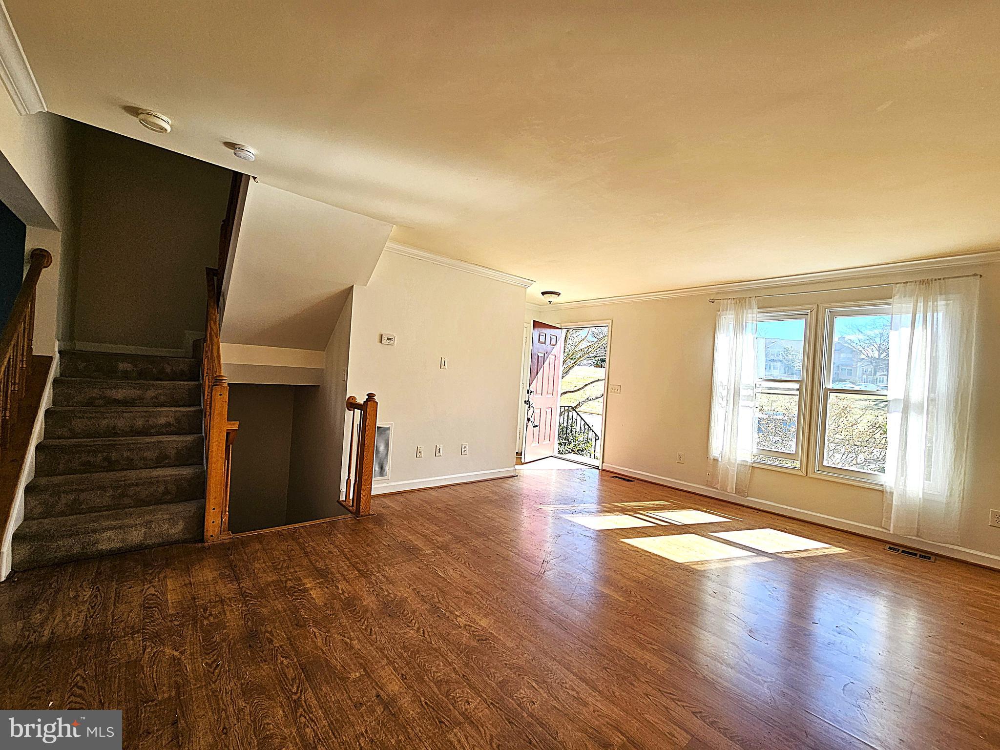 3738 FARMLAND DRIVE