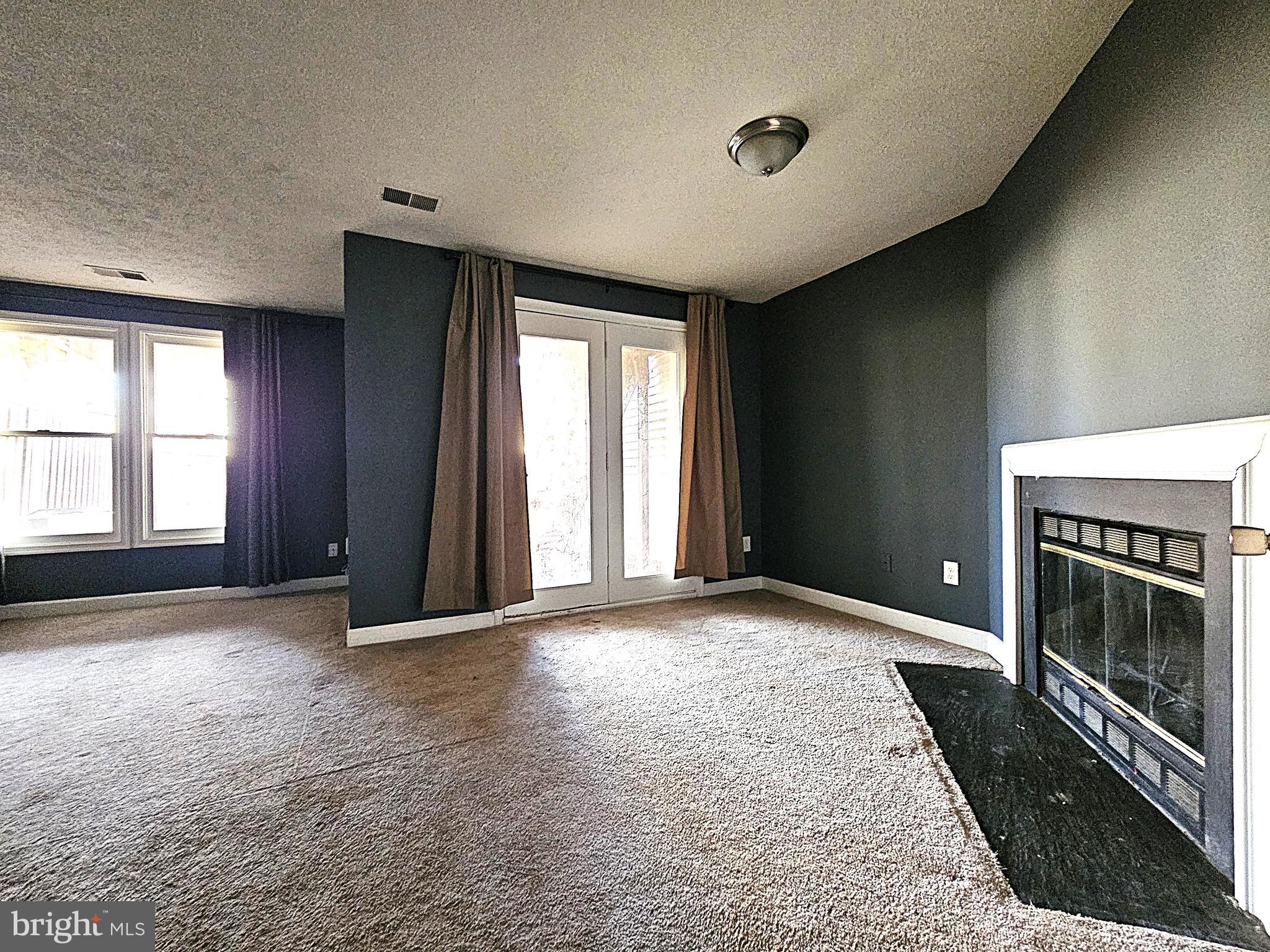 3738 FARMLAND DRIVE