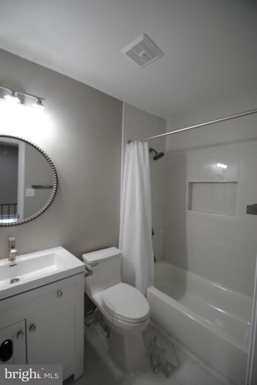 13751 FLOWING BROOK COURT 40A