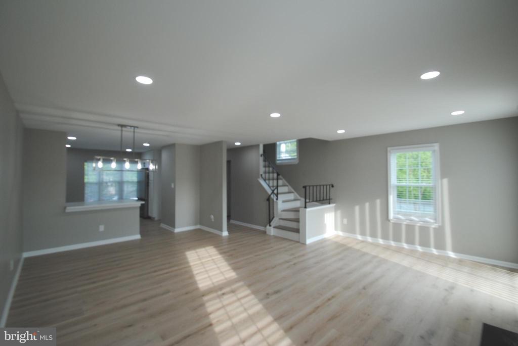 13751 FLOWING BROOK COURT 40A