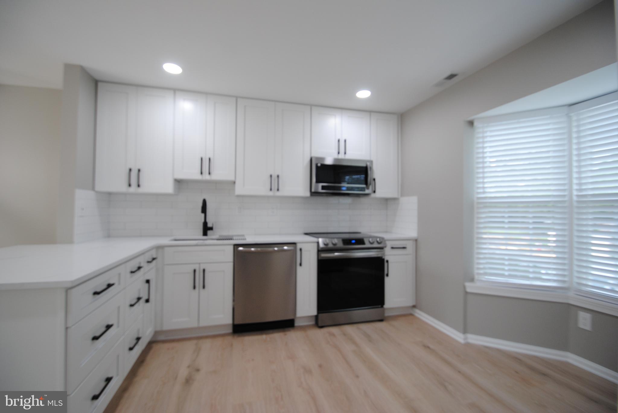 13751 FLOWING BROOK COURT 40A