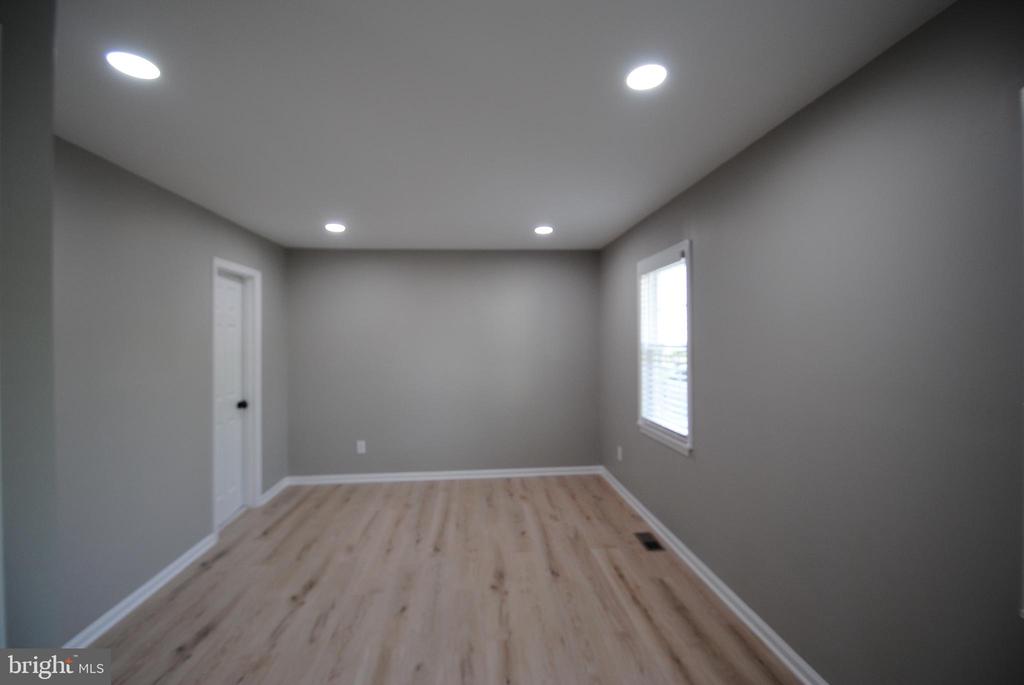 13751 FLOWING BROOK COURT 40A
