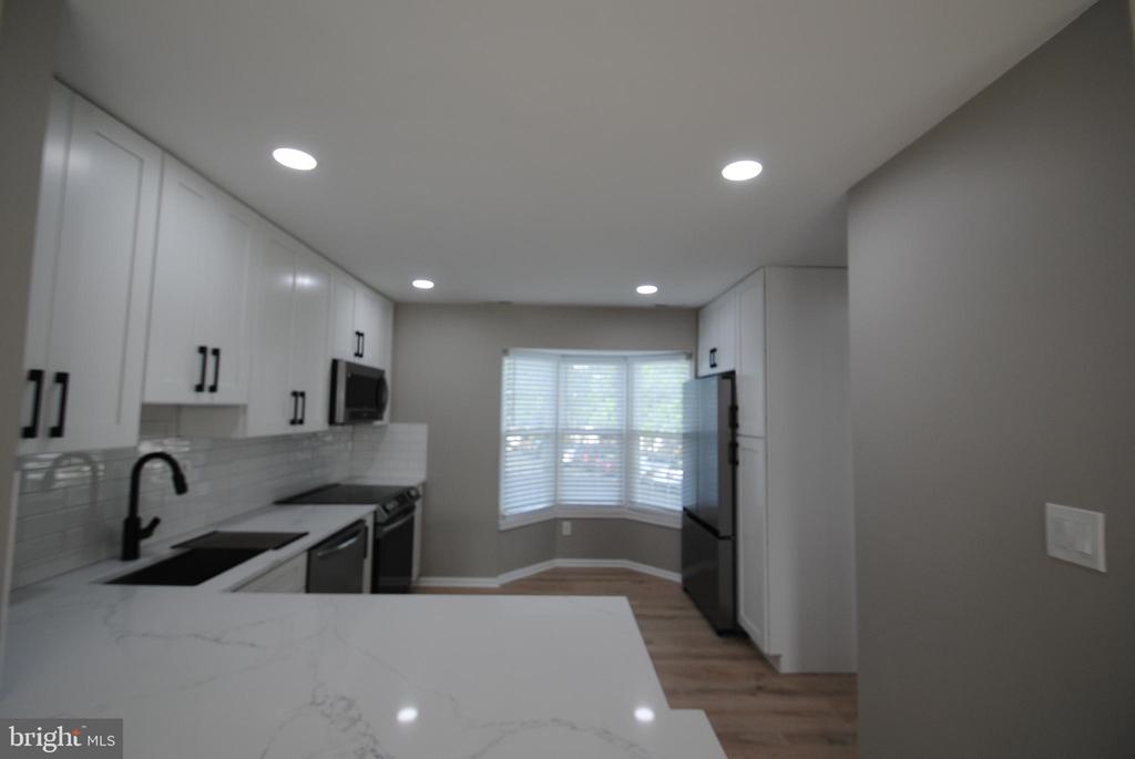 13751 FLOWING BROOK COURT 40A