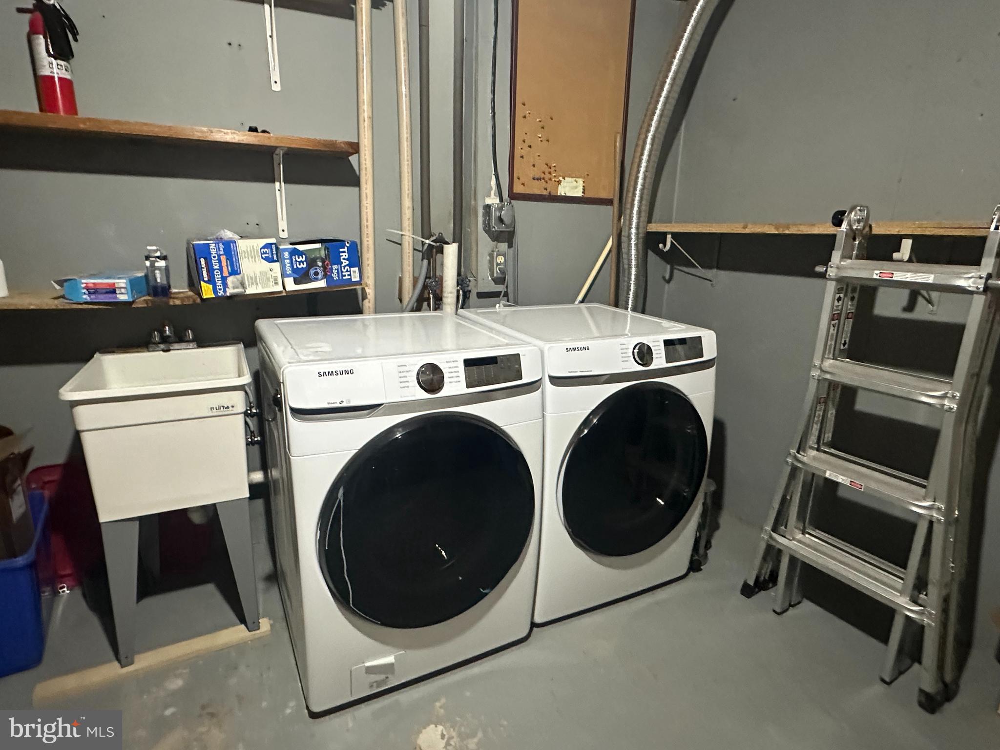 3031 TALKING ROCK DRIVE