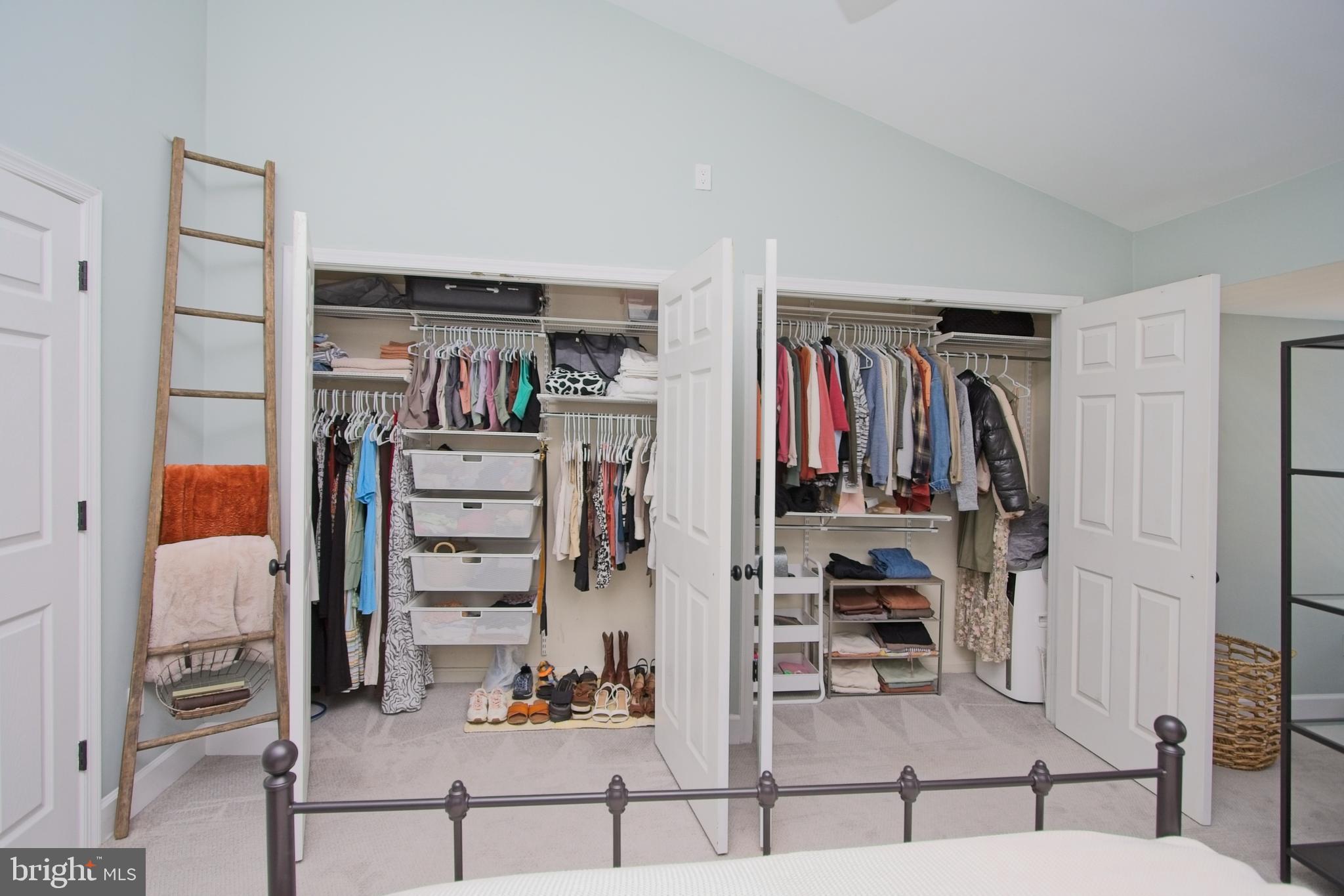 11423 Hollow Timber Way