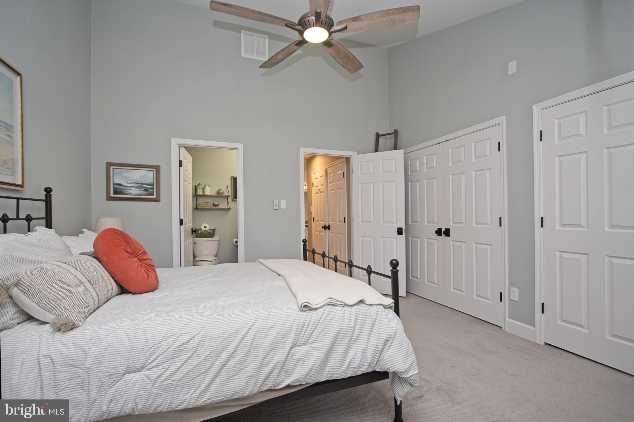 11423 Hollow Timber Way