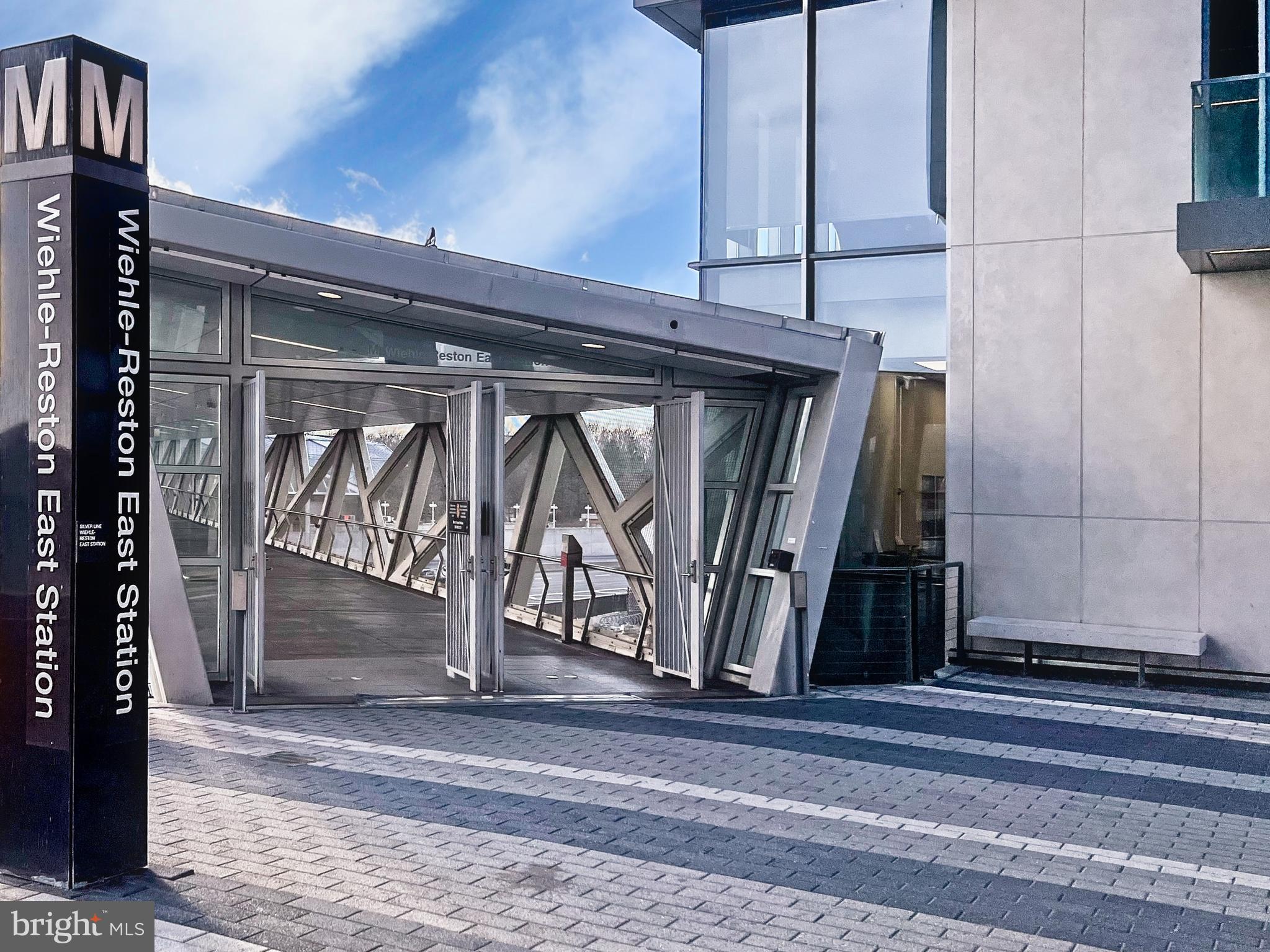 11423 Hollow Timber Way