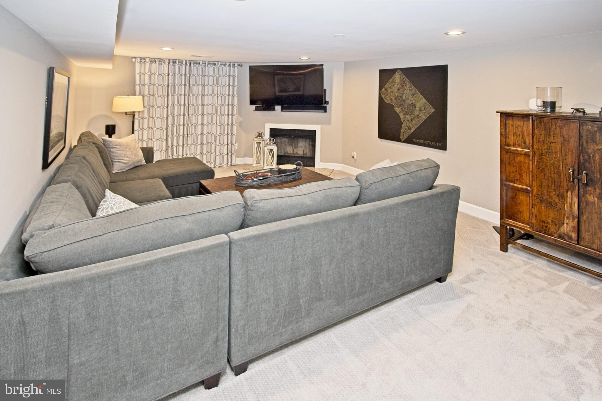 11423 Hollow Timber Way